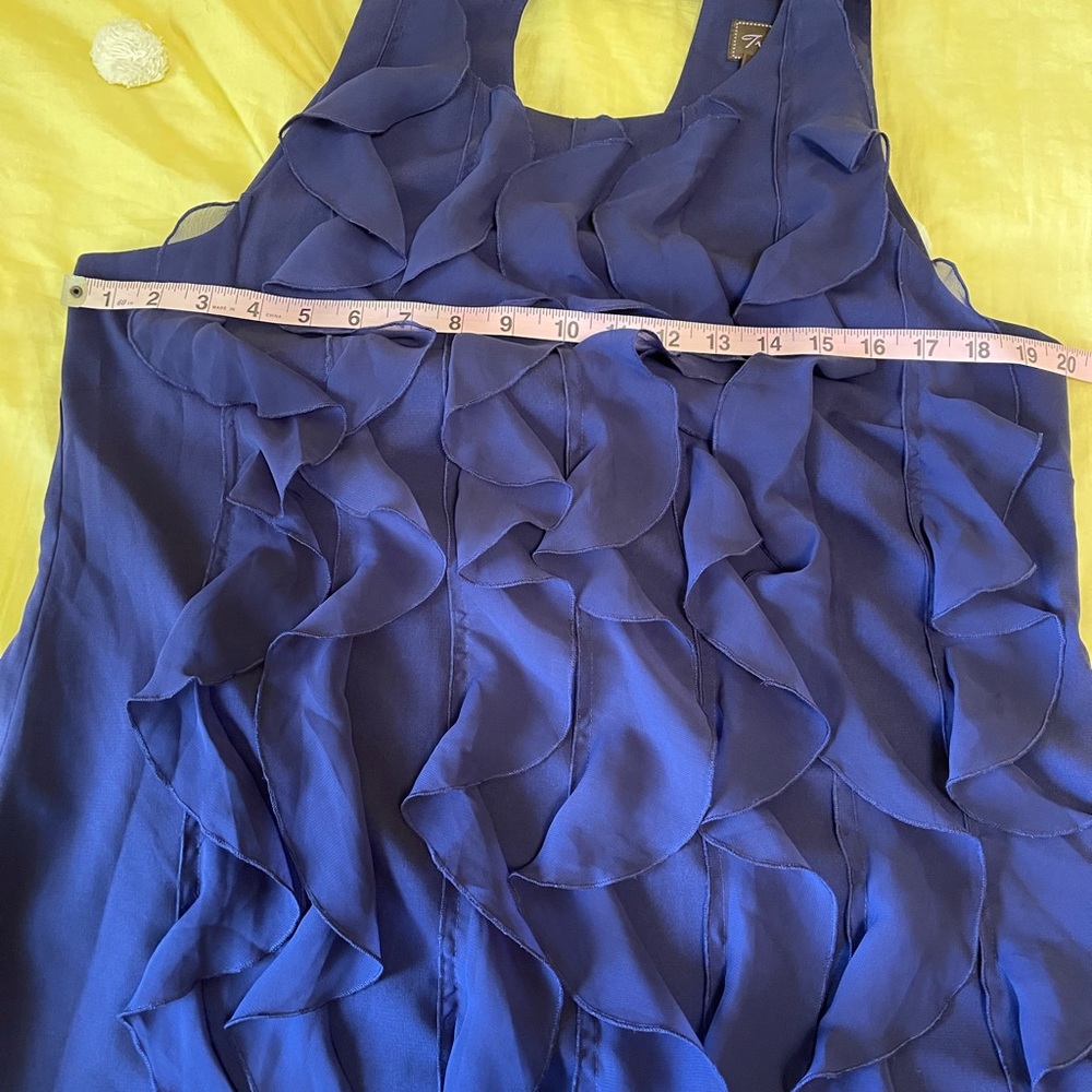 Trulli Ruffled Tank Keyhole Blouse - Picture 4 of 5